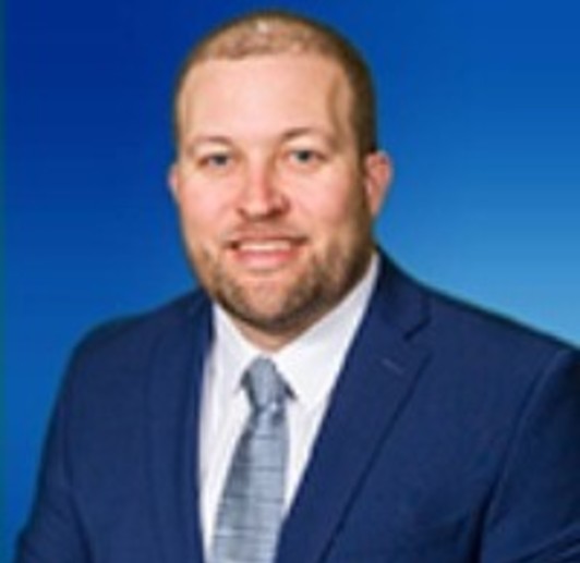 Headshot of Chris Barton